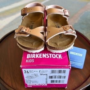 NWT Birkenstock Rio Kids Sandals Electric Metallic Copper - Size 8 US (26)